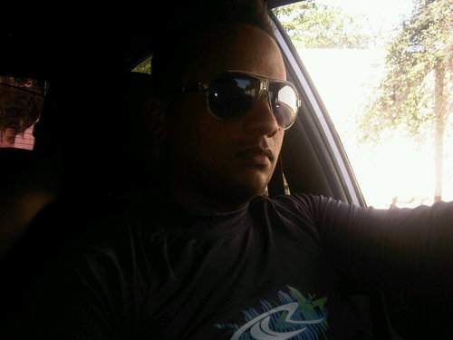 Olivares115's profile picture. si necesitas un taxi llama a una linea de taxi que tal .......