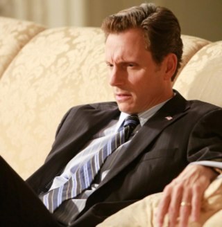 President of the USA. Married to Mellie. In love with @FitzsSweetBaby. Hates everything to do with Definance.#WF