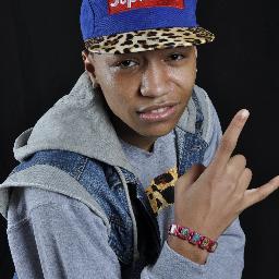 Real EssaHJones @EssaHJones
bookings: team-swagg@live.nl

#Hate it or love it!

Keep your mind positive
  

 
http://t.co/WUaY17FEUS