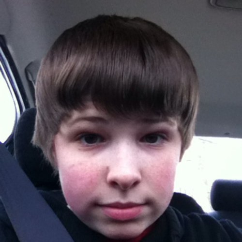 I go to memorial middle school on the right of your mom ant to the left of your face Jk