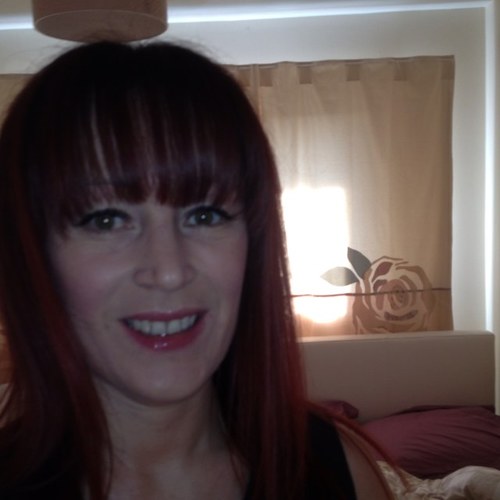 lesleym70284838's profile picture. 