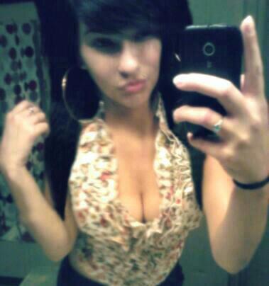 Call Me Jwow . Kik: jwow.diamond And Follow Me On Instagram thatchick_jwow