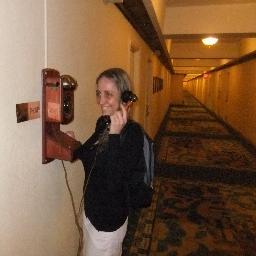 candecodeca's profile picture. Simplemente soy. Intento llegar al equilibrio interno. Crezco y aprendo a cada instante.Si entrás en mi vida, será maravilloso; sino, también lo será.