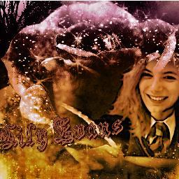 I LOVE HARRY POTTER! Huge fan of Holby City, Merlin,and Doctor Who! Snapchat: lizzie-penguins