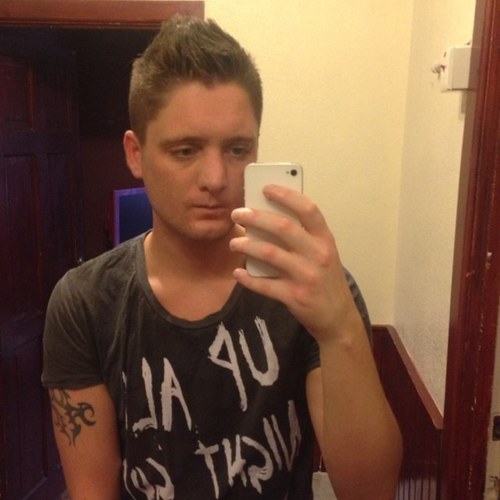 camzy86's profile picture. π²π²