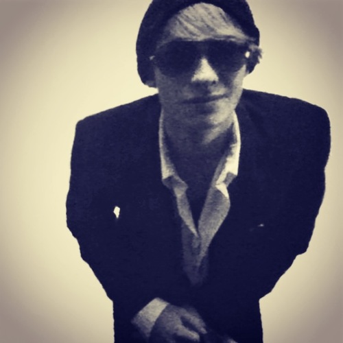 Modsun94's profile picture. I'm not perfect so dont expect it. life's hard and I finally relize it.