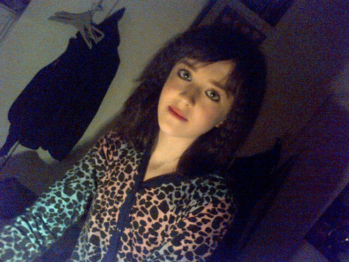 Like justin bieber,one direction, nicki minaj