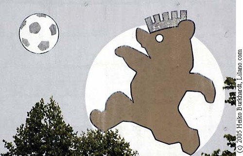 AlexLudewig's profile picture. Mit Herz, Kopf & Fuß am Ball ... und auch sonst ganz sportlich. Anderweitige Interessen? Vorhanden!