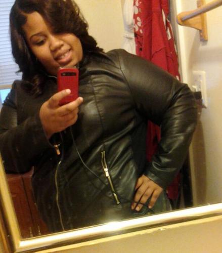 ` Lauren 19 , -independent , -Taken, -loviingLIFE/with no worries,-HeartTOOKEN by Lamont N.Scott -Not WORRIED about the next nigga nor BITCH, :)