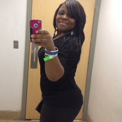 taco_b's profile picture. Don't let the cute smile and pretty pose fool ya! 
Holla at me... Ain't hard to find!!!
#make a married man reconsider