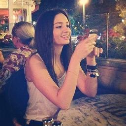 Asena Özkan ilk ve tek resmi official Fan hesabıdır.Asena Özken official Fan profile...