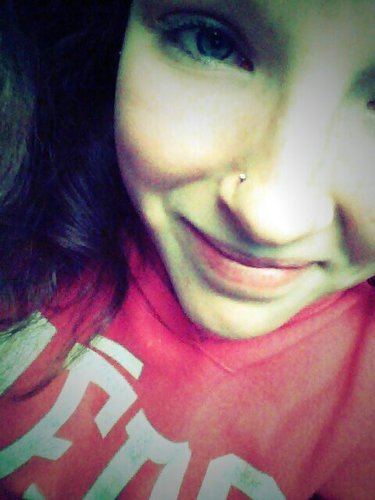 Paige 3 .... im an age  ... muddin!....flannels(;.... huntin.... Maine3 follow me (: instagram is paigethibodeau. Love you3