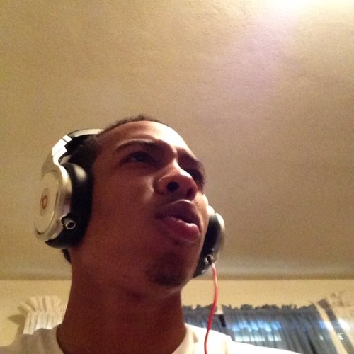 #PaperChase & #DreamChaser
Im Laid Back Like A Muthafukka..Thats All You Need To KNow!