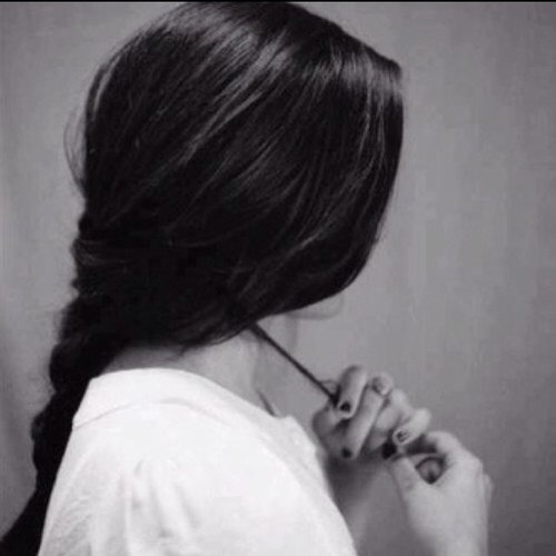 ھذه ھي الحياة حلم و آمنيه ولكن لا يحدث إلا م كتب الله لنا ♡