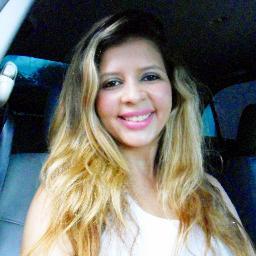 Muito Prazer:Uma Garota Derterminada...Que sabe onde Quer chegar....
Mas Tbm Sabe Onde Tem Q Parar:) mas Que com O Tempo Pode Ter Certeza! Vai continuar...