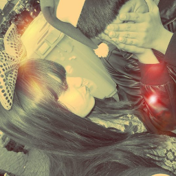 13. Somos 2.Las princesas tambien follan y los cabrones tambien lloran.