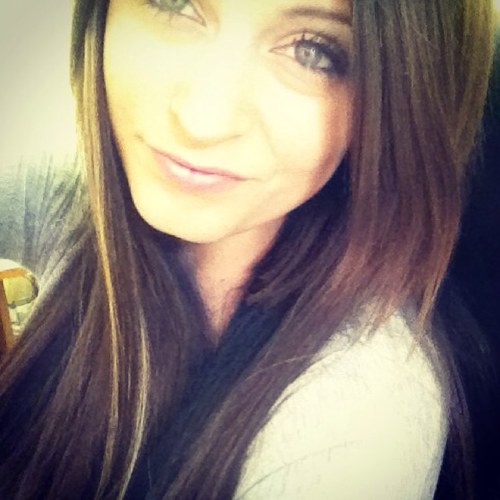 amj_ashley's profile picture. 19. A mother. Sigurd Utah.