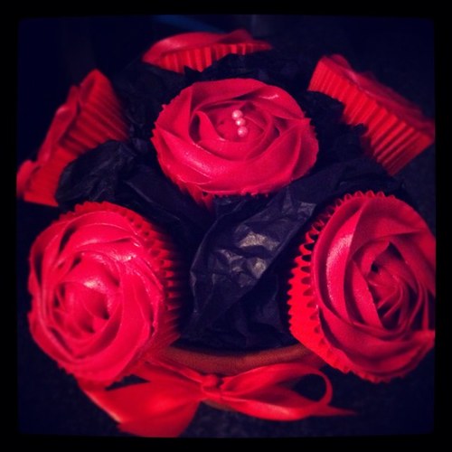 Cupcake designer, baker and decorator. Homemade cupcakes for all occasions