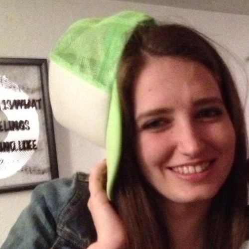 EmilyDevor's profile picture. 