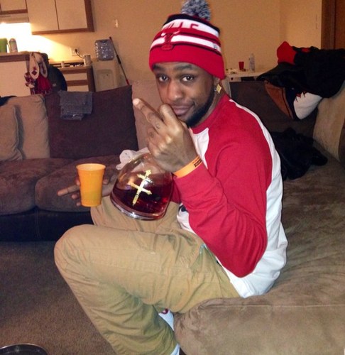 I dress New York, Smoke Cali,and get South money. Owner and Founder of #SplashMoneyGang. https://t.co/LxSZlFDxYl