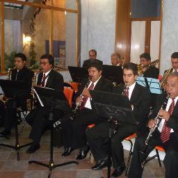 La Banda de Música de la UAEH se funda en el año 2002, Conformada por doce músicos talentosos, dirigida por Maximino Calva Pérez