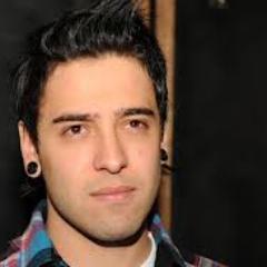 FC dedicado ao melhor e mais lindo baixista , @caco_grandino do NXZero :) FOLLOW-ME!