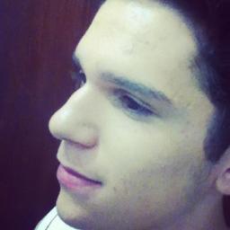 Eu sou apenas um humano
Eu tenho um esqueleto dentro de mim
Não Me Julgue sou Igual a Você ... You're gonna lose it