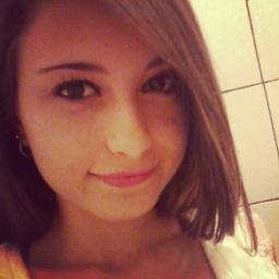 Eu vivo para ser feliz não para ser normal !! ;D