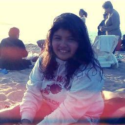 M_IgnaciaParra's profile picture. Muchas veces la vida nos da duros golpes... Pero hay que saber sobrellevarlos y mantener la frente en alto, ya que cada final, es un nuevo comienzo c: