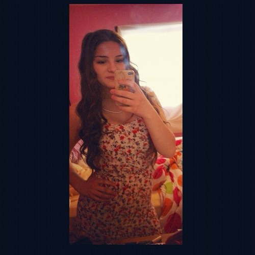 Imagine all the people, livin' life in peace ✞☮ 
Directioner ∞