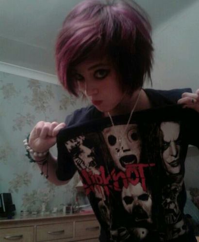 EmryssWicks's profile picture. RAWR im a unicorn my fav bands are bordf attack attack miss may i suicide slience RIP MITCH 3 i have many fav bands x3