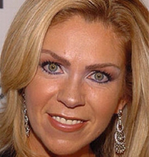 Conductora del programa cosas de la vida en TvAzteca.
