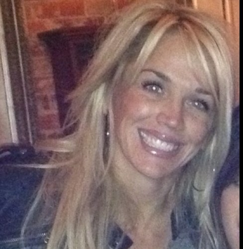 lisahronski's profile picture. Mother of three amazing kids. love all sports but basketball is in our blood .