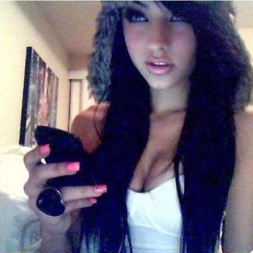 Brunettes Do It Better
