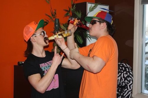 iwink18's profile picture. If you cant win, lose like a champion..