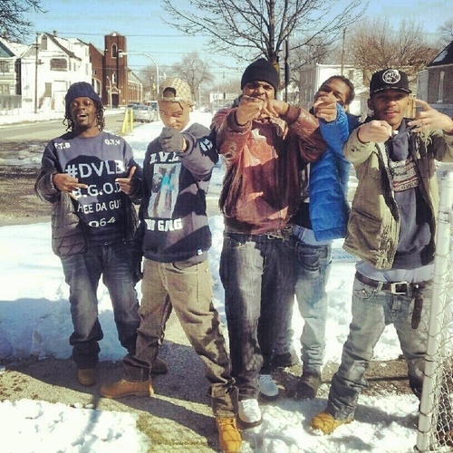 i be dat trill PMF Frm low block ta yo block... instagram me shorty @bge_dvlb