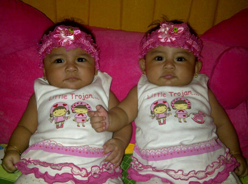 FiraHira's profile picture. Kami bersaudara kembar.. Kami anak dari ayah Ridho dan bunda Dyla.. Kami pengen jd ank yg pintar soleha dan berbakti sama ortu.. Miss u ayah bunda...