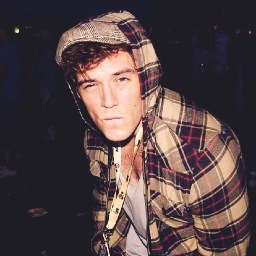 SeducdBySecrets's profile picture. I want to swim away but don't know how. Sometimes I feel just like I'm falling in the ocean, let the waves up take me down, let the hurricane set in motion. RP