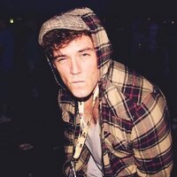 Finnick Odair (@seducdbysecrets) 's Twitter Profile