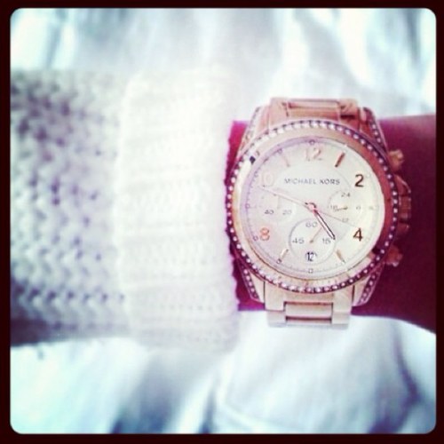 Be a girl with a mind,a woman with attitude, and a lady with class.