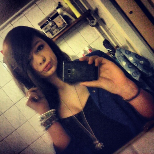 Team kikker W/  @JenniferDreesx |° Look like a girl, act like a lady, think like a woman and work like a boss.