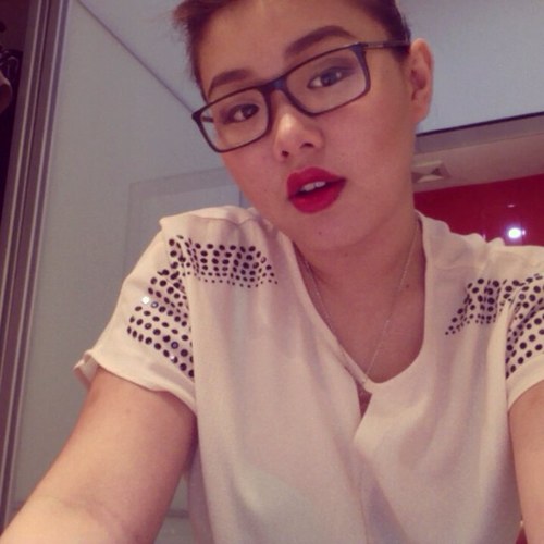 lilylilylilyy's profile picture. lazy dreamer - I'd rather regret things that I did rather than regret things that I didn't do