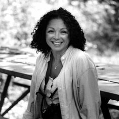 teresacamozzi's profile picture. Mixed Media Artist specializing in large scale permanent installations, looking to network with architects, artists and designers.