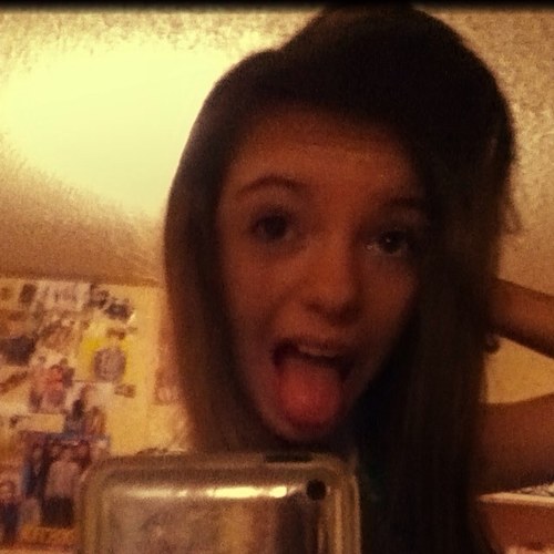 addicted to youtubers and hot singing idiots and the word faggot wbu