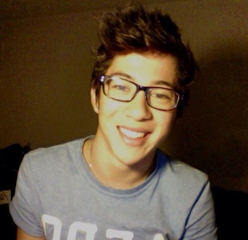 williammrenault's profile picture. | Business student | Living in France | French | Canadian | Lao |