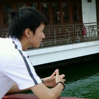 Hans_Yonggono's profile picture. Just a man who has big dreams and wants to make his dream come true... 정신!! 
| IG : @Hansenyonggono |