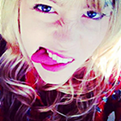 '' é incrível como o teu sorriso faz meu mundo melhor. ''