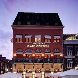 Café Restaurant Central is een van Nederlands meest spraakmakende horecagelegenheden. Geniet van ons aanbod in ons café, op ons terras of in ons restaurant.