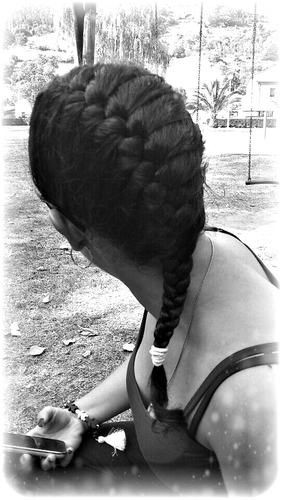 neiReneiRe's profile picture. Educadora Infantil, adicta a sonreír, enamorada de Asturias y me encanta estar con los mios. La vida es como un espejo, te sonrie si la miras sonriendo =)