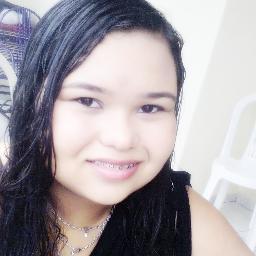 Uma pessoa perfeita nao é real, e uma pessoa real nao é perfeita.